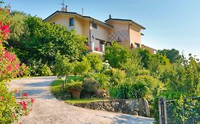 Casa Anna A Pietrasanta In Toscana Con Piscina